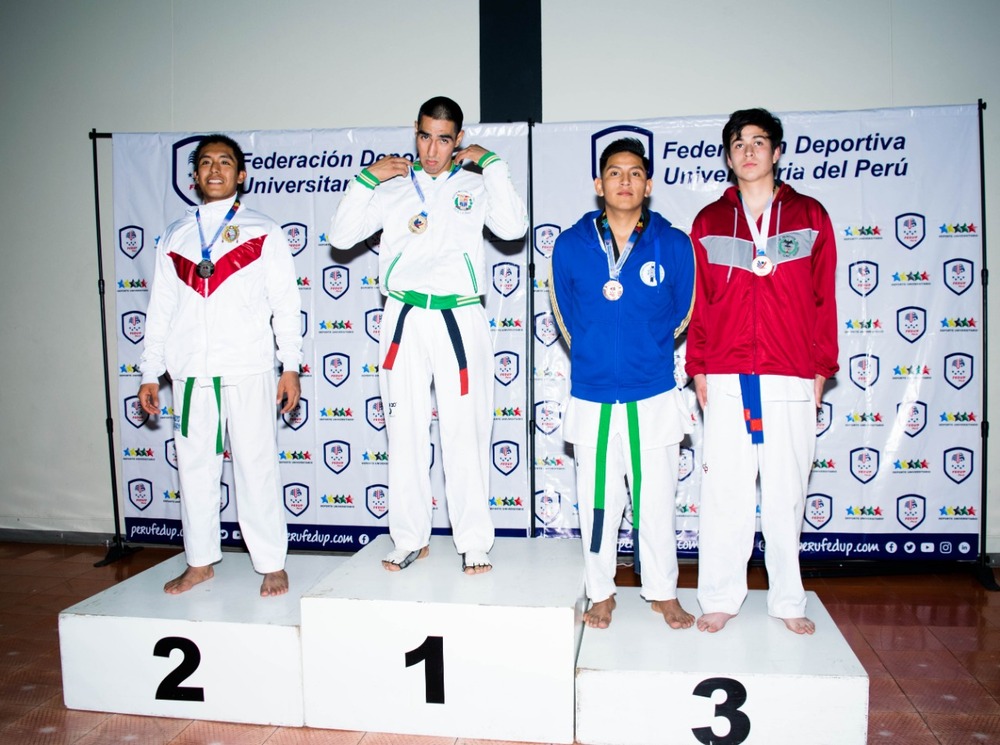 Alumnos de la Universidad Le Cordon Bleu participaron en el Campeonato de Taekwondo organizado por la FEDUP.