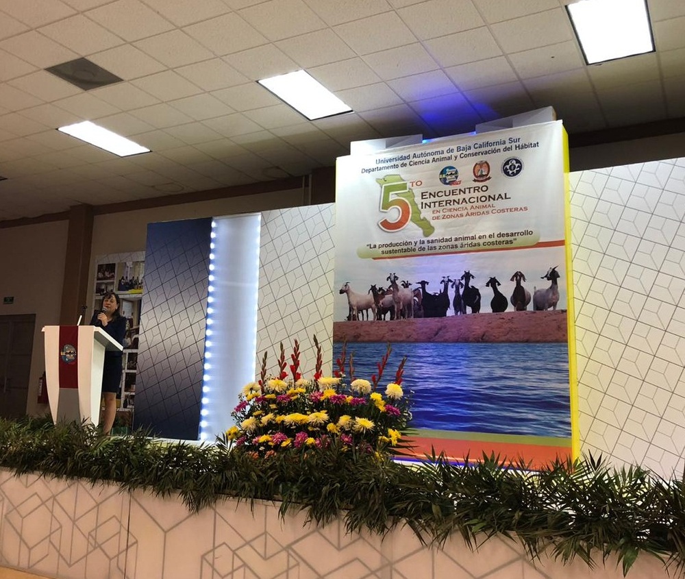 Decana de la Facultad de Ciencias de los Alimentos participó en un evento internacional en México